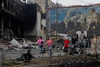 Ukraine-Russia war latest: Moscow tells US to evacuate diplomats from Kyiv as Putin threatens revenge strikes