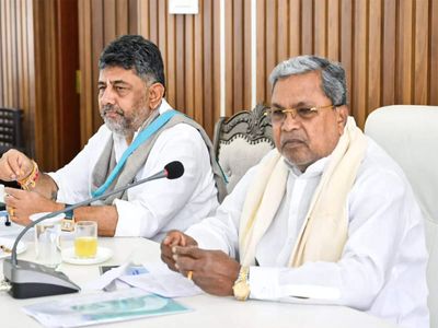 Karnataka CM Siddaramaiah, Dy CM Shivakumar reach Delhi amid leadership change buzz