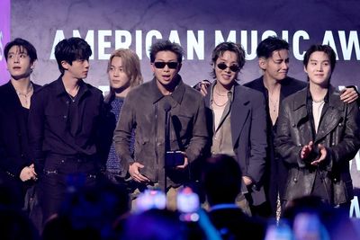 AMAs 2026: K-pop dominates major categories with wins for BTS and ‘Golden’