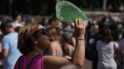 UK heatwave: Why experts are warning against sleeping with fans on overnight amid rising temperatures