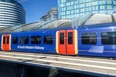 London trains hit by severe delays after smoke on tracks and heatwave chaos