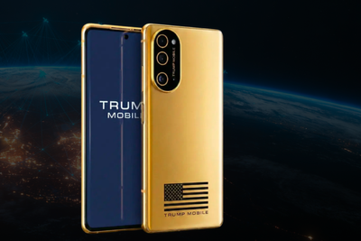Trump's Gold Phone Draws Ridicule From Reviewer Over Its Unsettling Resemblance to 'Urine Sample' or Scrooge McDuck's Vault