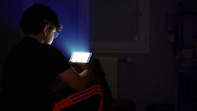 Teens and screens: The smartphone trap