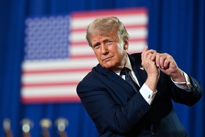 Trump spent his late night and early morning frantically posting memes about how great he is