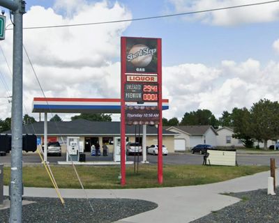 Dog shoots woman with shotgun at Nebraska convenience store
