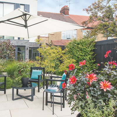 5 things people with lovely smelling gardens always have – easy changes that will wow guests all summer