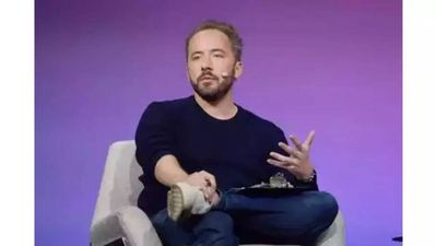 Dropbox CEO Andrew Houston to step down, insider Ashraf Alkarmi named successor