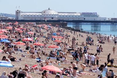 Hottest May day record broken again as temperatures reach 35C