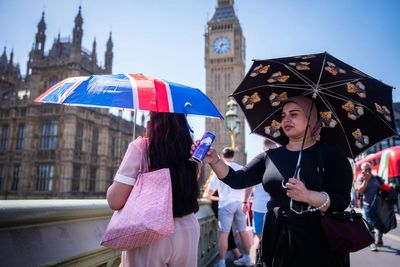 UK sizzles as hottest May day record broken for second day running