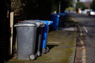 Bins alert for Home Counties amid heatwave