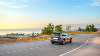 Mechanics Warn Drivers About a Common Summer Habit That Destroys Transmissions