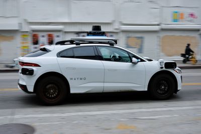 Why Waymo is pausing freeway rides across US