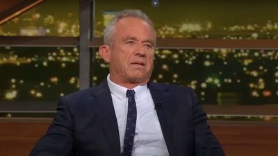 U.S. Advisory warns kids spend more time on screens than school — experts question RFK Jr.’s approach