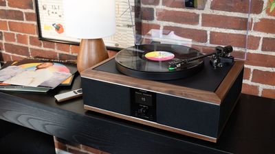 Sleek, stylish and sonically sound – this is the vinyl all-in-one for audiophiles