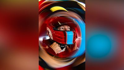 Motorsport photographer wins Ferrari competition mixing her mirrorless camera and DSLR lenses with creative techniques