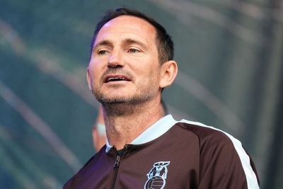 Frank Lampard receives LMA’s top honour and Sir Alex Ferguson’s praise