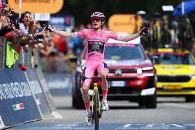 Giro d'Italia stage 16: Jonas Vingegaard crushes climb to Carì to win his fourth stage