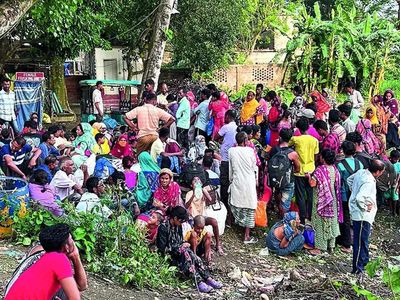 Hundreds try to flee West Bengal as anti-infiltration drive triggers 'reverse exodus'
