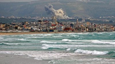 Israeli strikes kill dozens in southern Lebanon as Netanyahu expands ground campaign