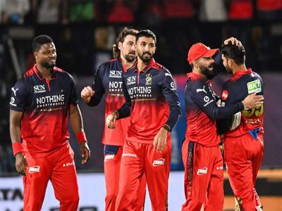 RCB's collective firepower makes them a "complete team", says Bobat