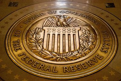 Supply shock, debt may hurt central bank independence, ex-Fed executive says