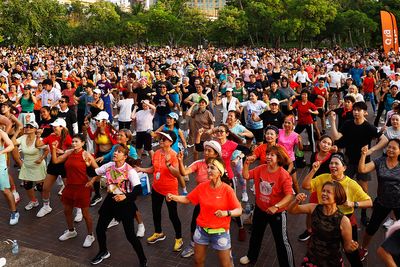Gen Z has discovered park aerobics