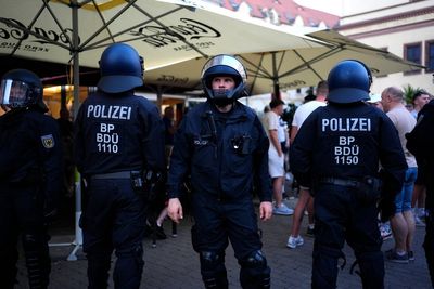 Crystal Palace and Rayo Vallecano fans clash in Germany before Conference League final