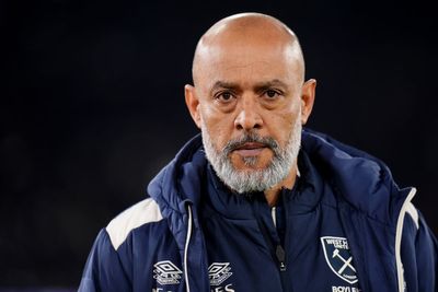 West Ham to stick with manager Nuno Espirito Santo in decision U-turn