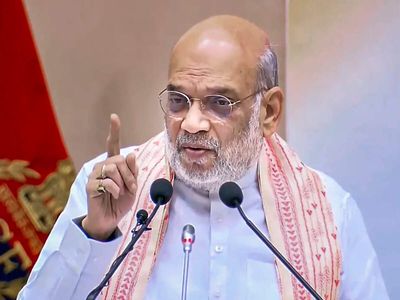 'Zero tolerance' policy against all illegal structures within 15 km of international border, says Amit Shah