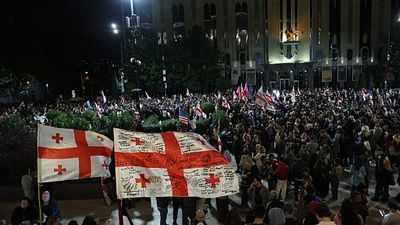 Thousands in Georgia rally for EU membership as country marks 35th independence anniversary