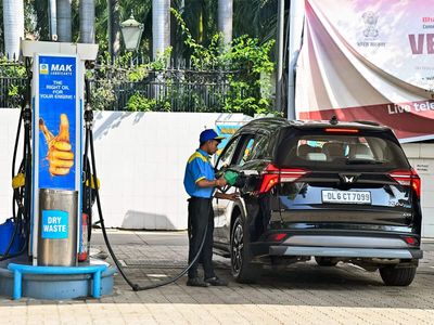 Rajasthan petrol pump operators threaten indefinite strike from Jun 1 over supply, pricing issues