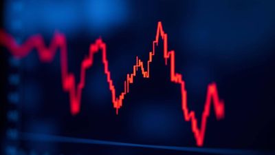 Market Wrap: Sensex falls 142 points, Nifty holds 23,900; HDFC Bank shares tumble 3%