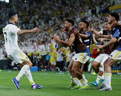 Cristiano Ronaldo steps up again but Martínez will be wary over World Cup role