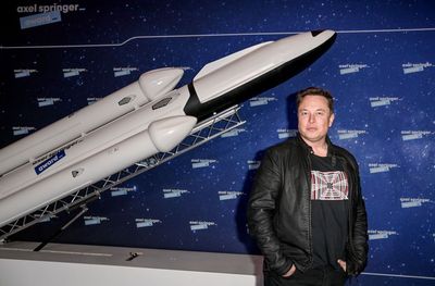 Elon Musk's SpaceX Reportedly Raised Pentagon Starlink Costs During Iran War