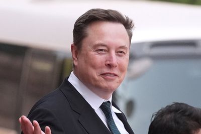 Average CEO pay rises to $17.7 million as America’s wealth divide gets uglier