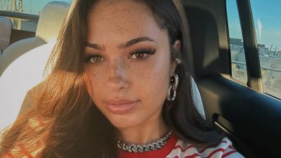 10 Photos of Josh Jacobs' Girlfriend, Ash Kash: Influencer's Past Trauma Re-Emerges Amid NFL Player's Arrest