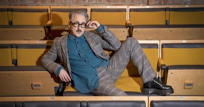 I feels the hatred towards me becoming palpable, says Alan Cumming
