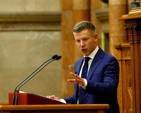 Hungarian MPs vote to remain member of ICC, overturning decision made by Orbán