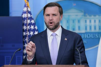 JD Vance Praises Pope Leo's Warning About AI, Calls It 'Profound'