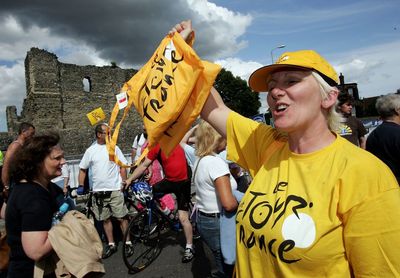'A once-in-a-lifetime opportunity' – Tour de France calls for 9,000 volunteers for UK Grand Départ in 2027