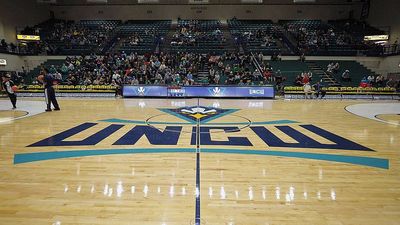 UNCW Women’s Basketball Coach Nearly Drowned in Rip Current, Says It’s a ‘Miracle’ She’s Alive