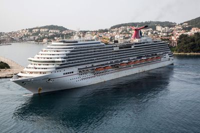 Carnival cruise passenger says hot pool deck burned his feet in new lawsuit