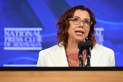 Treasury secretary says ‘no clear evidence’ for CGT reform criticisms – as it happened