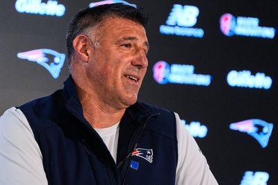 Patriots coach Mike Vrabel makes rare statement about wife amid Dianna Russini scandal