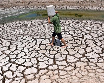 World almost certain to endure record hot year by 2030, UN warns