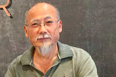 Chinese dissident detained in South Korea after sailing for 30 hours in rubber boat