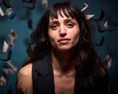 Kingfisher by Rozie Kelly review – lust at first sight