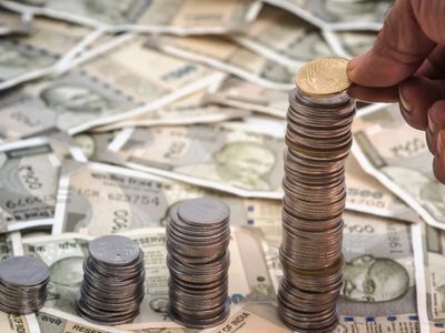 RBI's dividend gives Govt fiscal breathing space amid crude oil pressures: Kotak Securities Anindya Banerjee