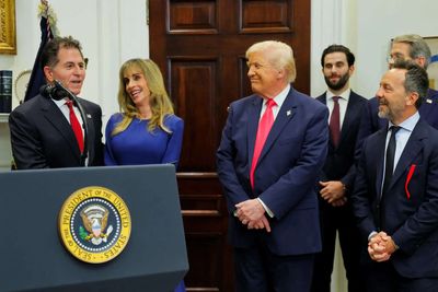 Dell lands $9.7 billion Pentagon deal months after Trump-linked donation