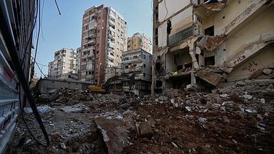 Israel strikes southern Beirut amid increasing escalation in southern Lebanon
